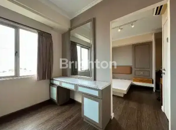 image  APARTEMEN WATERPLACE SELANGKAH KE PAKUWON MALL, DEKAT SPAZIO TOWER, DEKAT UNESA (4)