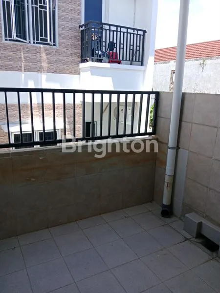 image RUMAH ELEGAN JELAMBAR (8)