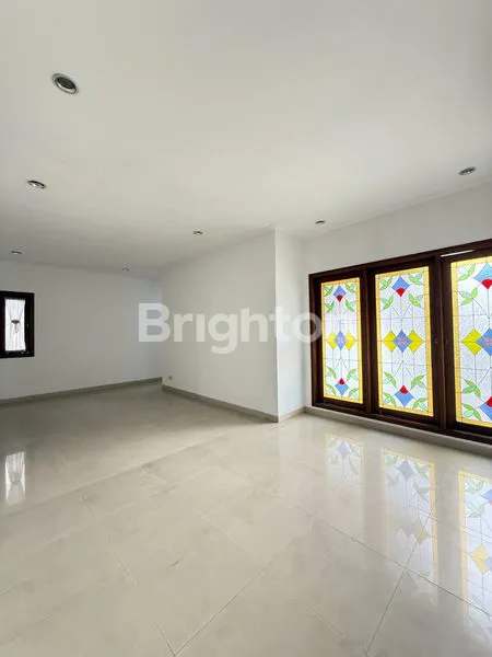 image RUMAH STRATEGIS DEKAT STASIUN MRT FATMAWATI DAN CIKAL SCHOOL LEBAK BULUS JAKARTA SELATAN (5)