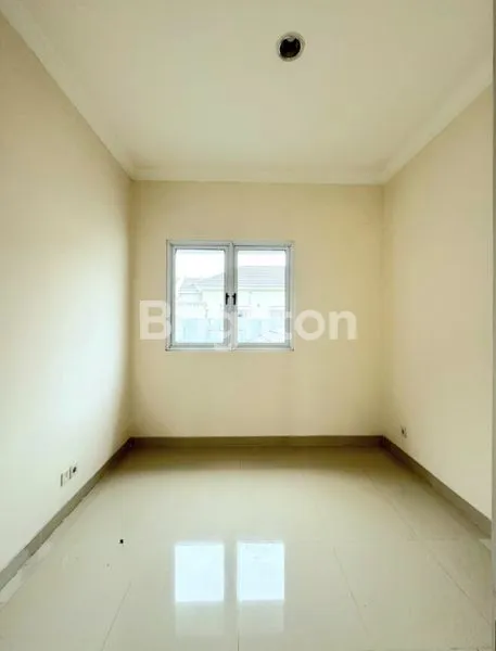 image RUMAH SHEFFIELD  GREENWICH BSD CITY TANGERANG  (6)