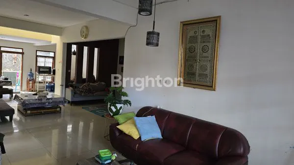 image RUMAH BESAR SEMI FURNISHED DI JANTUNG KOPO PERMAI MARGAHAYU - SIAP HUNI (5)