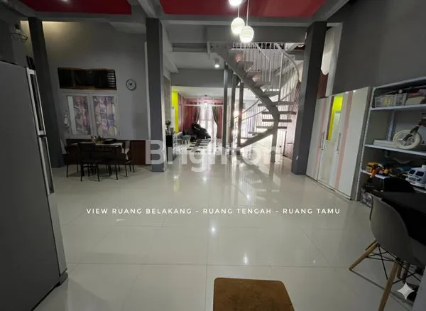 image  DIJUAL RUMAH MEWAH 3 LANTAI   (4)