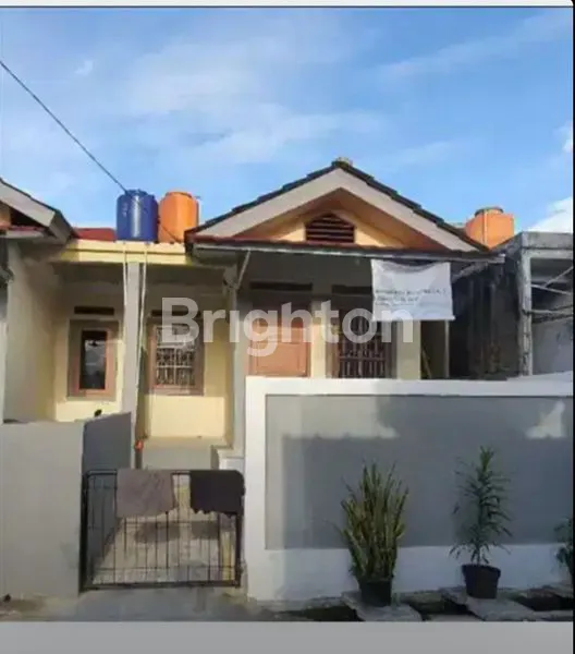 image RUMAH SIAP HUNI DI JALAN CENDANA PERUMNAS SETNEG SURADITA CISAUK (1)