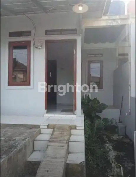 image RUMAH SIAP HUNI DI JALAN CENDANA PERUMNAS SETNEG SURADITA CISAUK (3)
