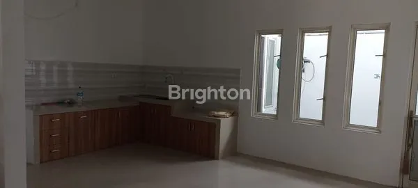 image HUNIAN STRATEGIS 2 LANTAI, LT/LB 90, DEKAT MALL PEKANBARU (4)