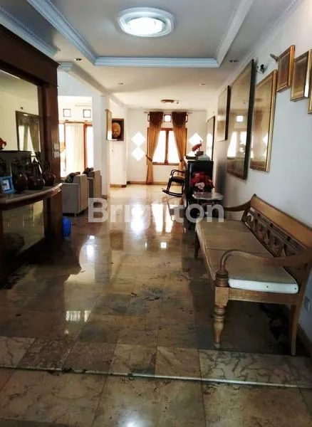 image RUMAH MEWAH 600M² DI KEMANG PRATAMA BEKASI (2)