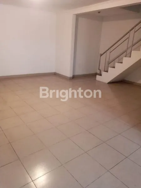 image DI SEWAKAN RUMAH BESAR KEMANGGISAN (4)