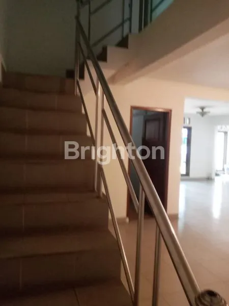 image DI SEWAKAN RUMAH BESAR KEMANGGISAN (5)