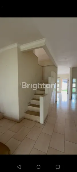 image RUMAH BAGUS SIAP HUNI UNTUK DISEWAKAN DI GRIYA LOKA BSD (7)