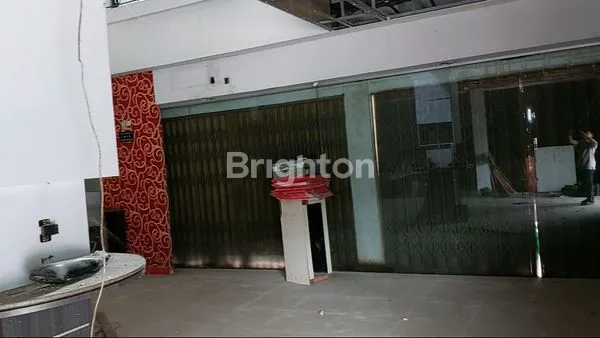 image RUKO GANDENG 3 PINTU DI JL. A. YANI, DEKAT MAL & PASAR WISATA PEKANBARU (5)