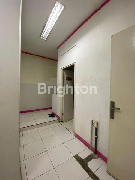 image RUKO STRATEGIS DISEWAKAN DI BANYUMANIK (4)