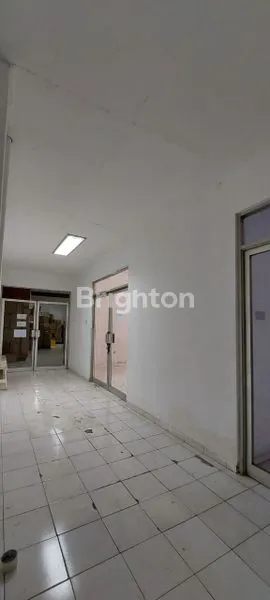 image TANAH DAN BANGUNAN GUDANG EX. PABRIK RUNGKUT INDUSTRI - SURABAYA TIMUR. DEKAT TOL BERBEK (WARU - JUANDA AIRPORT). (6)