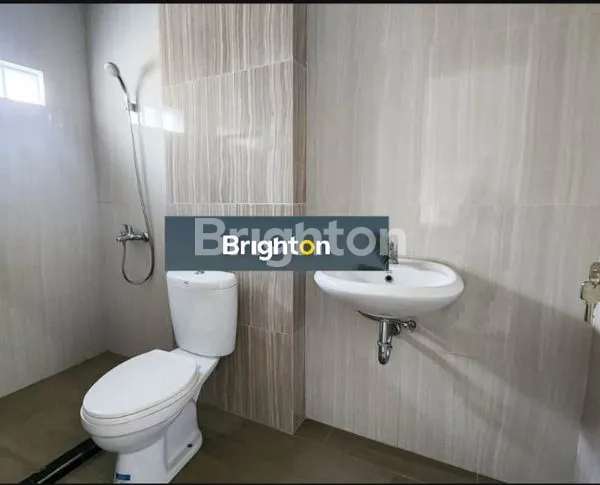 image RUKO 3 TINGKAT SIAP HUNI JL BILAL (8)