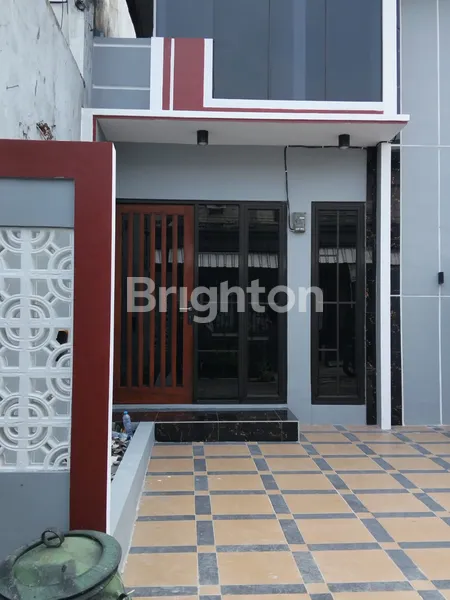 image DIJUAL RUMAH BARU GRESS, LOKASI STRATEGIS, SELANGKAH KE KOMERSIAL AREA MANUKAN TENGAH (2)