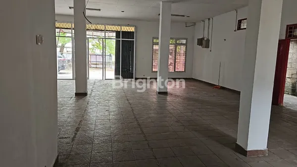 image DISEWAKAN RUMAH DENGAN TANAH LUAS TANGERANG SELATAN (3)