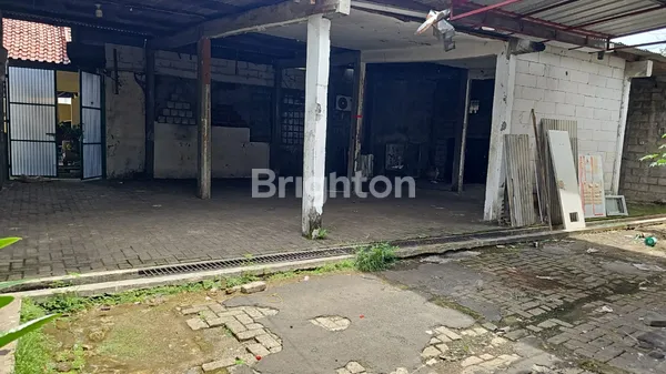 image DISEWAKAN RUMAH DENGAN TANAH LUAS TANGERANG SELATAN (8)