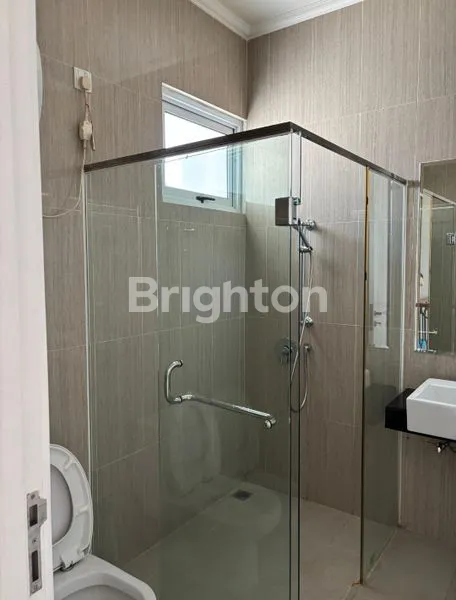 image RUMAH 2 LANTAI SIAP HUNI, GREENWICH PARK BSD - CLUSTER WHITSAND  (7)