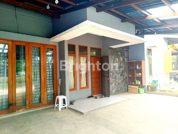 image RUMAH BAGUS 3 LANTAI, SIAP HUNI (1)