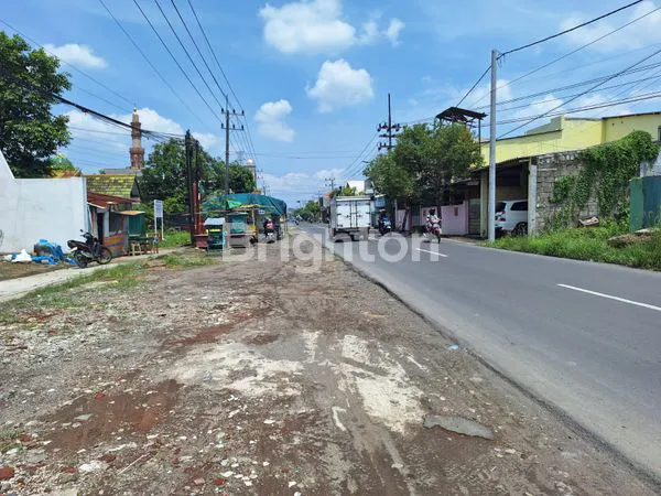 image RUKO 1,5 LANTAI SIAP HUNI DI RAYA WISMA LIDAH KULON, KAWASAN PADAT PENDUDUK COCOK UNTUK SEMUA USAHA  (2)