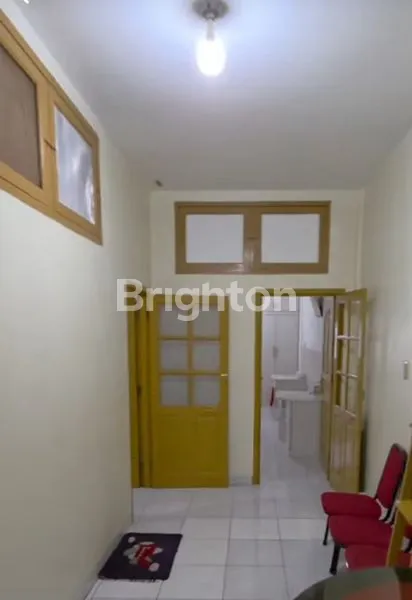 image RUKO HOOK PREMIUM 3½ LANTAI FULL FURNISH DI JL. HM YAMIN MEDAN (3)