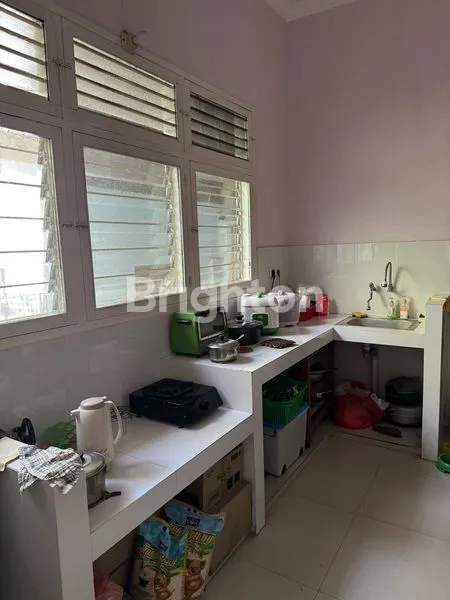 image RUMAH DI DEKAT PASAR PULOGADUNG JAKARTA TIMUR (2)