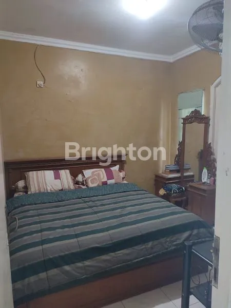 image RUMAH 2 LANTAI SENAYAN BINTARO SEKTOR 9 TANGERANG SELATAN  (7)