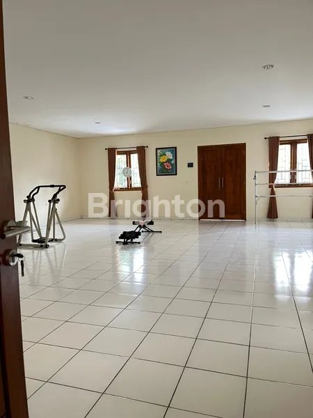 image RUMAH 2 LT ADEM RAPIH TERAWAT DI JAKUT (6)