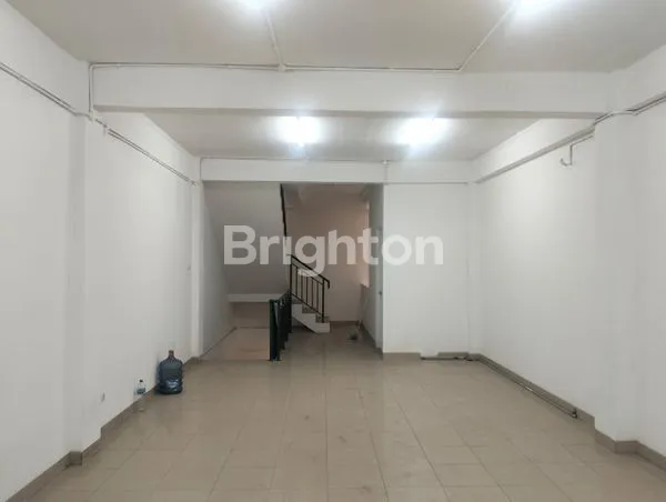 image RUKO MEWAH PREMIUM BAGUS 4 LANTAI SIAP HUNI STRATEGIS PINGGIR JALAN RAYA RAMAI BEBAS BANJIR DI CIDENG JAKARTA PUSAT (6)