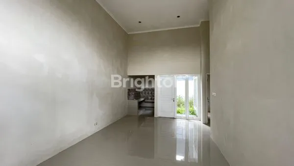 image RUMAH DI MOUNTAIN BOULEVARD WAGIR (2)