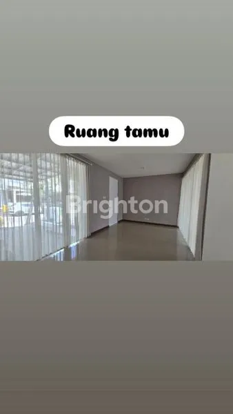 image RUMAH MEWAH 2 LANTAI DI ROYAL RESIDENCE, LT 204M² (4)
