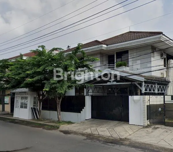 image DIJUAL RUMAH RAYA SATELIT STRATEGIS KOMERSIAL SIAP HUNI (1)