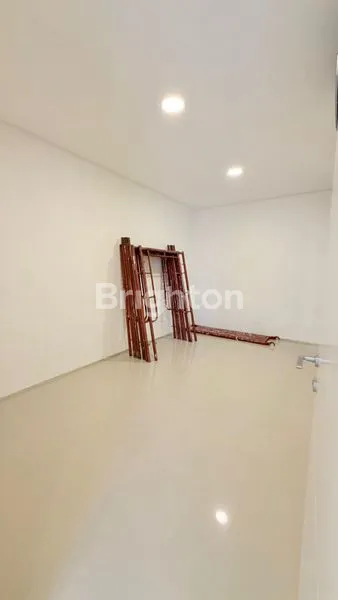 image [A5174] CITRALAND NORTHWEST RUMAH 2 LANTAI SIAP HUNI, NORTHWEST HILL, NORTHWEST CENTRAL, NORTHWEST PARK, NORTHWEST LAKE, PALMA CLASSICA SURABAYA BARAT (8)