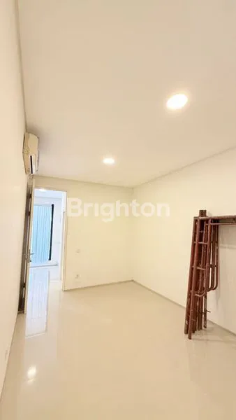 image [A5174] CITRALAND NORTHWEST RUMAH 2 LANTAI SIAP HUNI, NORTHWEST HILL, NORTHWEST CENTRAL, NORTHWEST PARK, NORTHWEST LAKE, PALMA CLASSICA SURABAYA BARAT (7)