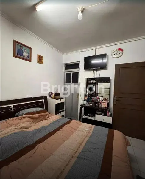 image RUMAH HOOK STRATEGIS, SHM, LT 150M² DI KEBON JERUK (3)