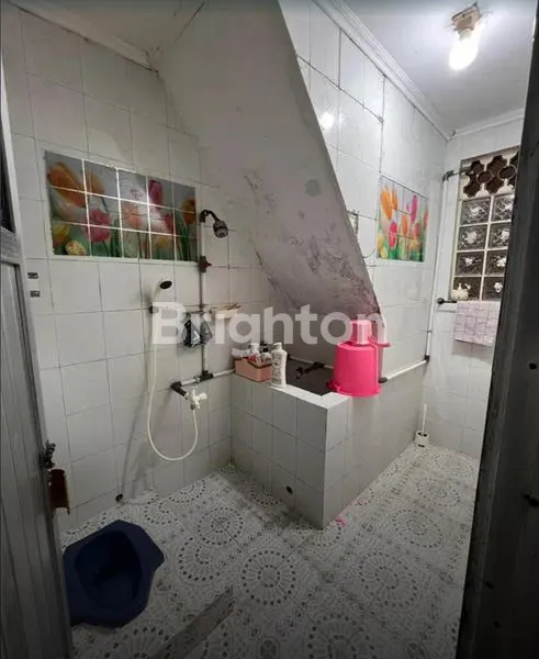 image RUMAH HOOK STRATEGIS, SHM, LT 150M² DI KEBON JERUK (2)