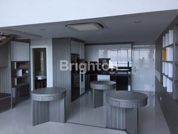 image SKYLOFT SOHO 2 LANTAI DI CIPUTRA WORLD SURABAYA (2)