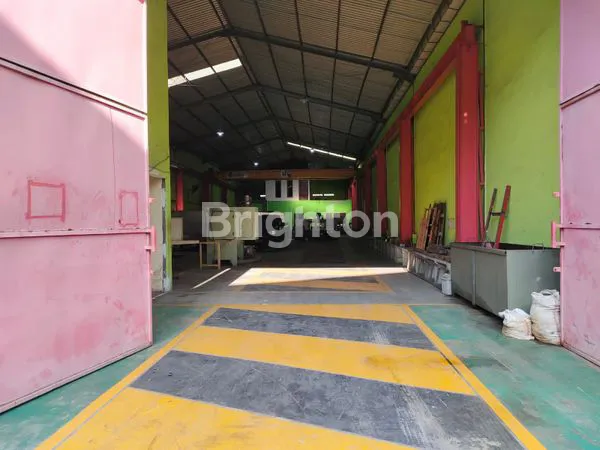 image GUDANG LUAS 600 M² DI SENTRA BAMBE DRIYOREJO GRESIK (3)