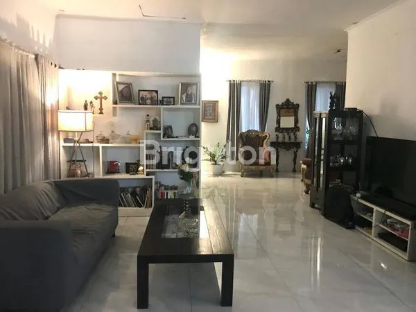 image RUMAH STRATEGIS 6+1 KT, DEKAT TOL & MALL (3)