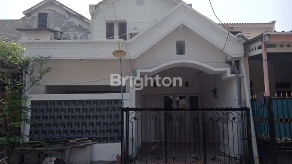 image RUMAH DIJUAL 2 LANTAI AREA PERUMAHAN WAGE, TAMAN,  SIDOARJO (1)