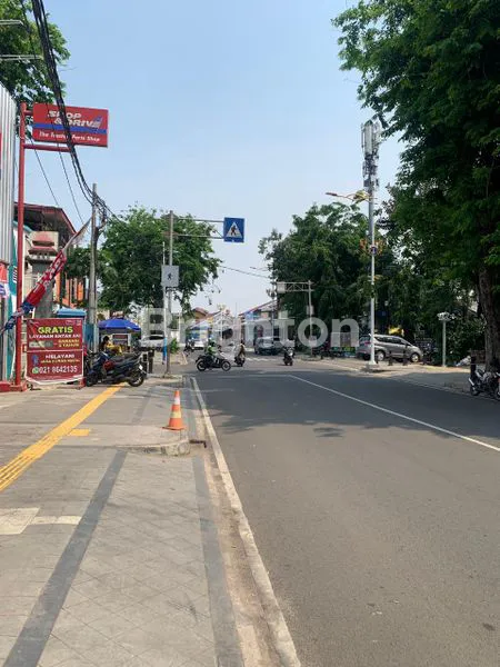 image RUKO 2 LANTAI DISEWAKAN DI JALAN PONDOK KELAPA RAYA – LOKASI STRATEGIS, COCOK SEMUA USAHA 90 JUTA / TAHUN  (6)