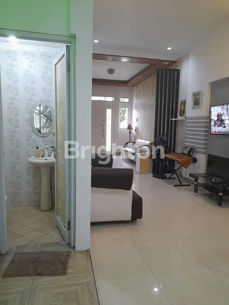 image RUMAH HOOK 2 LANTAI SIAP HUNI – CLUSTER TELAGA MEDITERANIA, CITRA RAYA (4)