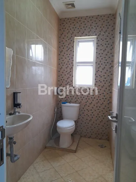 image RUMAH HOOK 2 LANTAI SIAP HUNI – CLUSTER TELAGA MEDITERANIA, CITRA RAYA (6)