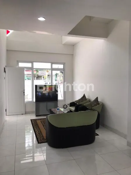 image RUMAH 2 LANTAI DI BINTARO SEKTOR 5, 4 KT, SHM (2)
