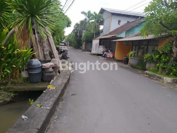 image VILLA MEWAH 3KT DI SANUR, TANAH LUAS 330M² (2)