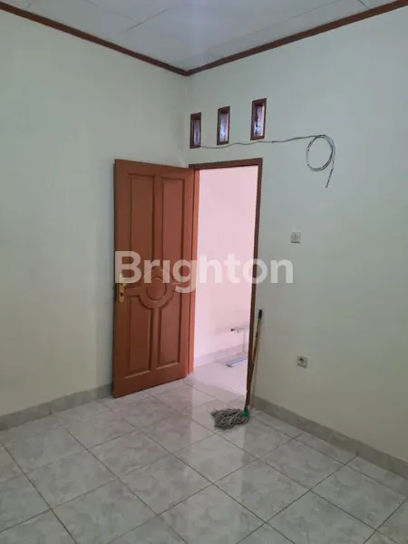 image SEWA RUMAH MURAH LT 76M² DEPAN MALL CIPUTRA (5)