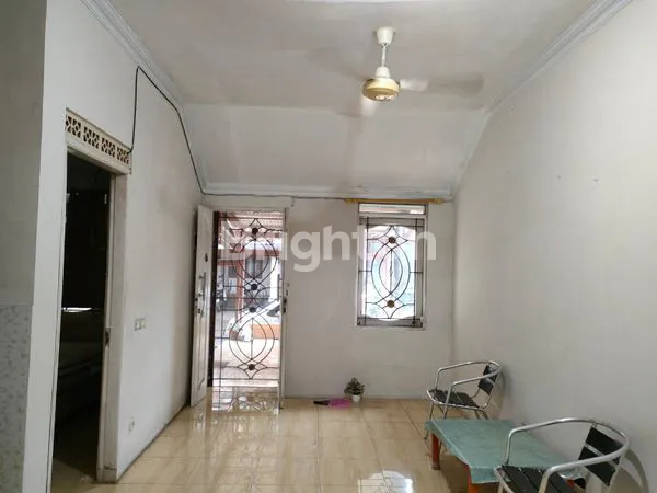 image RUMAH SIAP HUNI LIPPO BARAT KARAWACI TANGERANG (2)