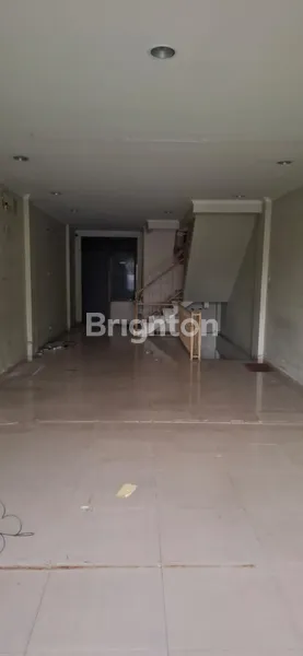 image RUKO 4.5 LANTAI DEKAT TERMINAL BUS (4)