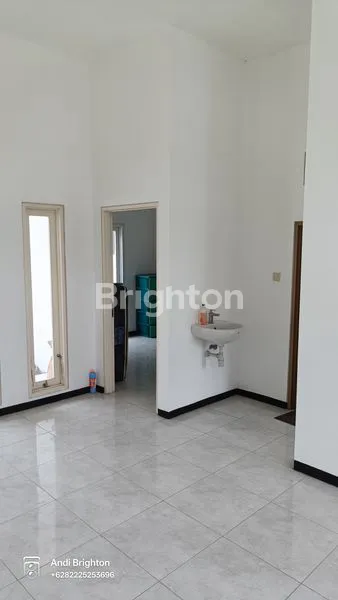 image RUMAH MODERN MINIMALIS DI CITRA RAYA JOMBANG (5)