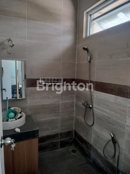 image RUMAH 4 LANTAI 5 KAMAR TIDUR DI KELAPA NIAS KELAPA GADING SEMI FURNISH (8)