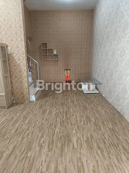 image RUMAH CANTIK ADA FURNISH DI KOMPLEK TIDAK BANJIR (2)